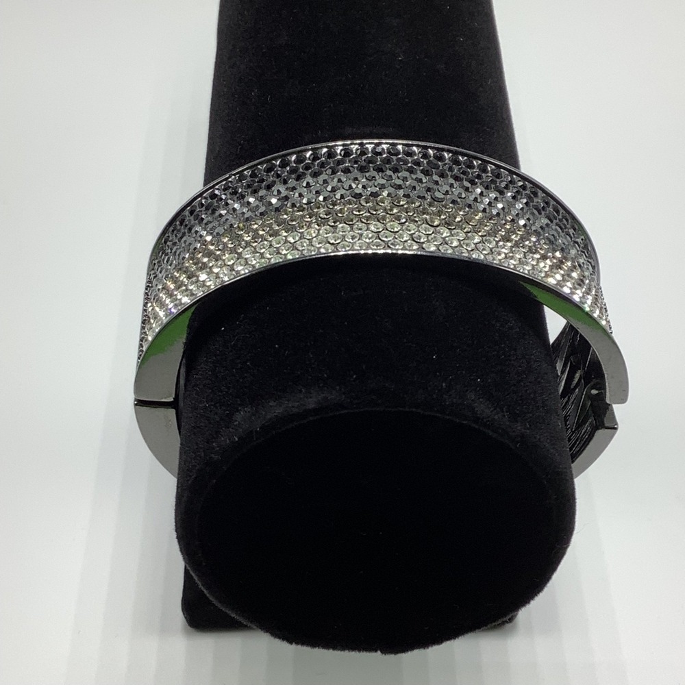 Lia Sophia Paris Light Hematite Tone w/Cut Crystals Smokey Bangle‎ Bracelet